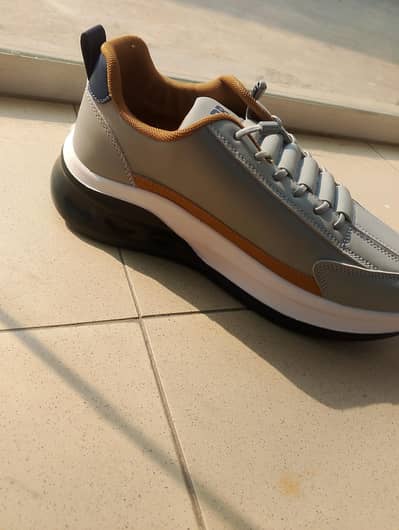 premium branded shoes _ Excellent condition  _ best price