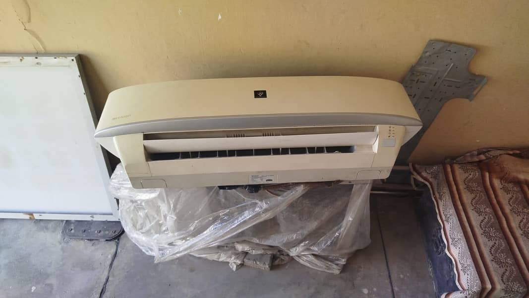 Sharp Eco Inverter Split AC 0