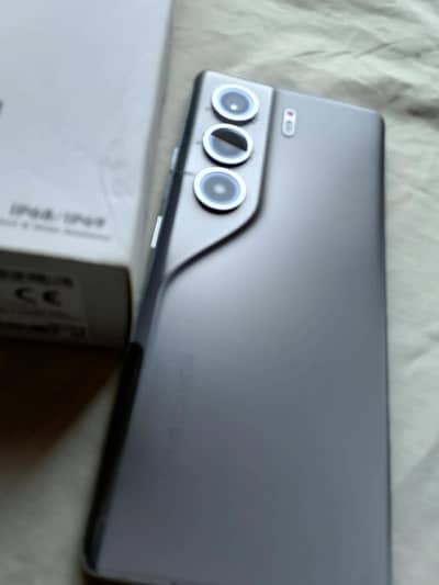 Tecno CAMON 40 Pro