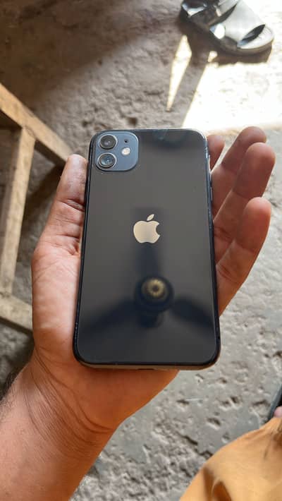 Apple iPhone 11