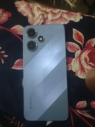 Infinix Hot 30 Play