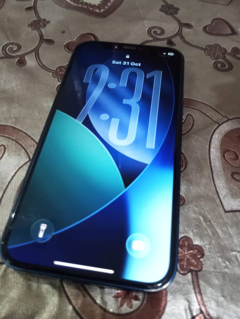 Apple iPhone 12 1