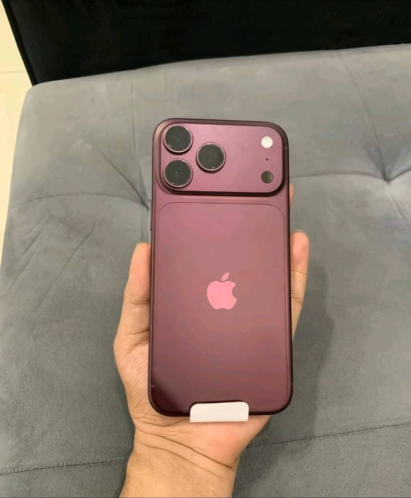 Apple iPhone 18 Pro Max 2