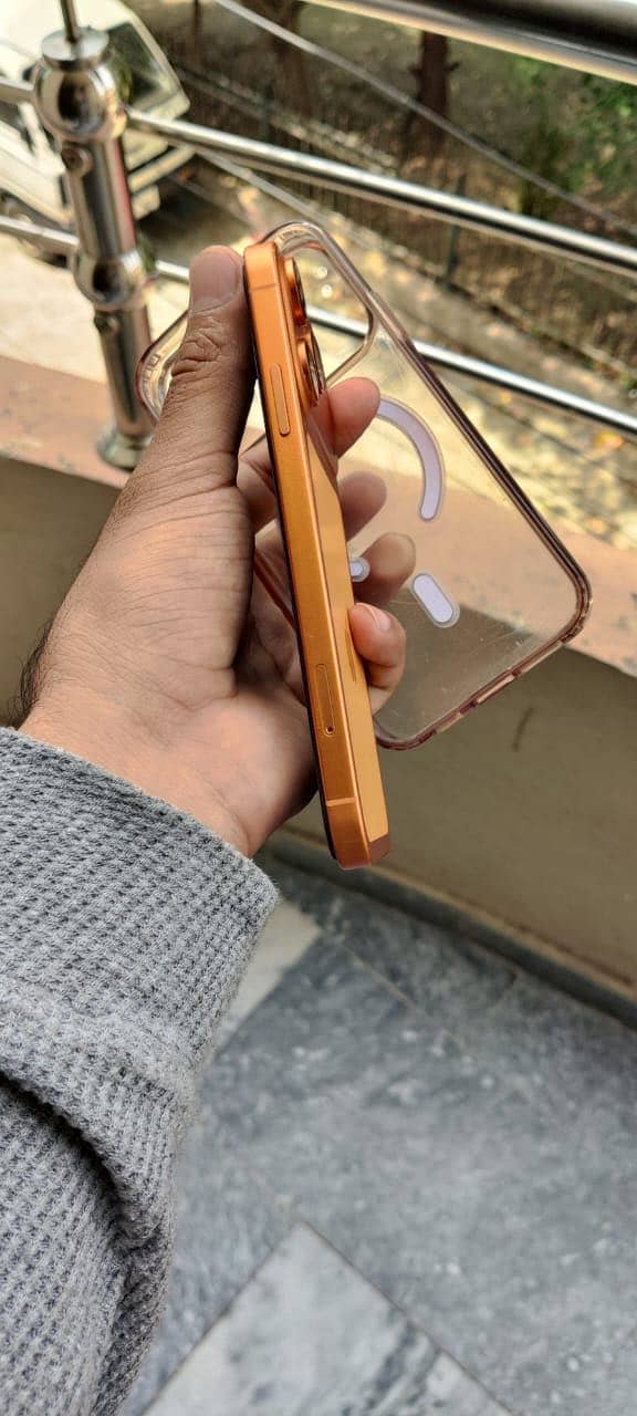 Apple iPhone XR 5