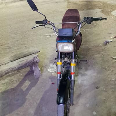 VIP condition engine seel ok superstar 2011 model only one owners