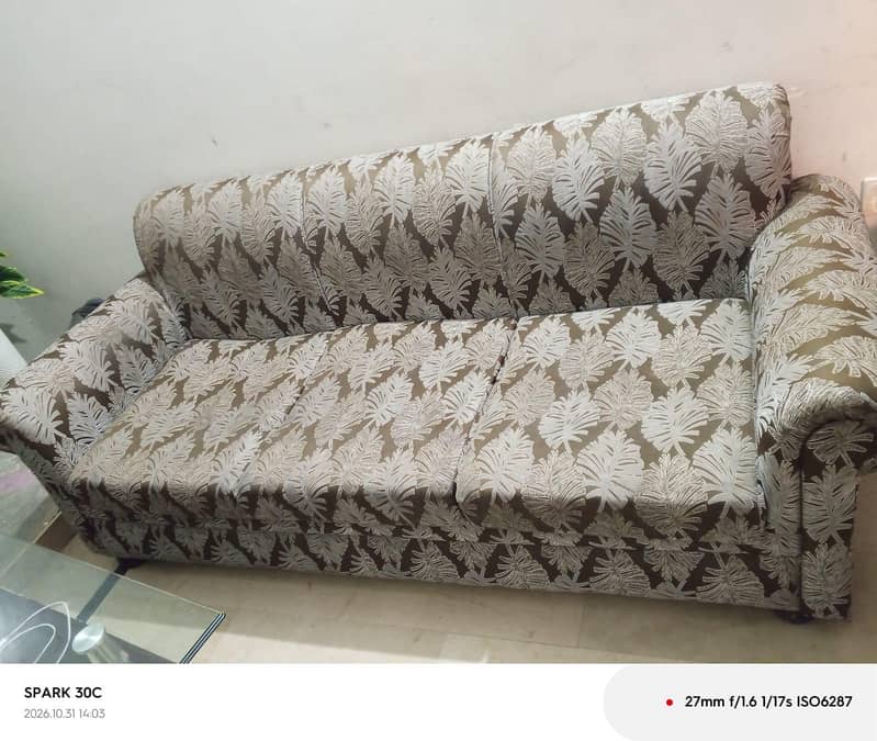Sofa set 0