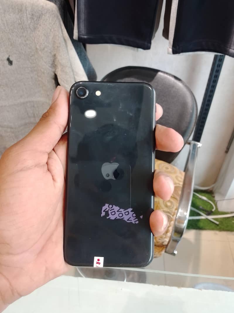 Apple iPhone SE 0
