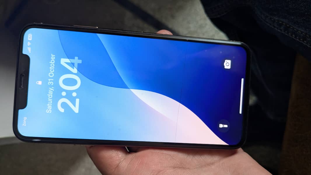 Apple iPhone XS Max 1