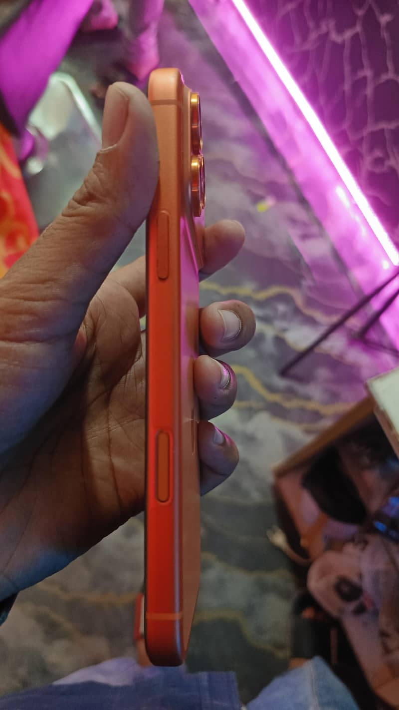Apple iPhone 17 Pro Max 1
