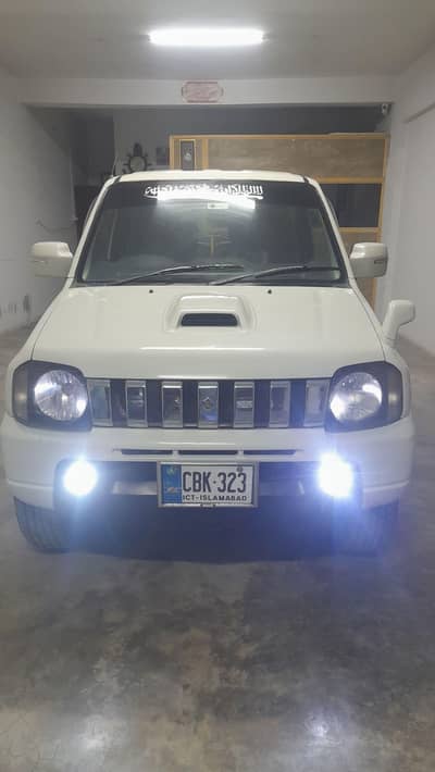 Suzuki Jimny 2011