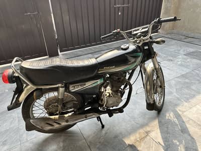 Honda CG125 Black - 2nd Owner - Total Genuine Bike