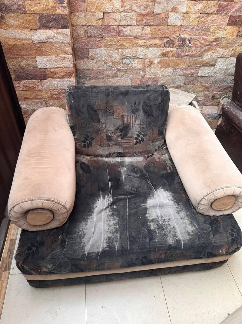 3 seater or 1 seater (2) sofas 2