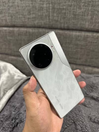 Tecno CAMON 30 Pro