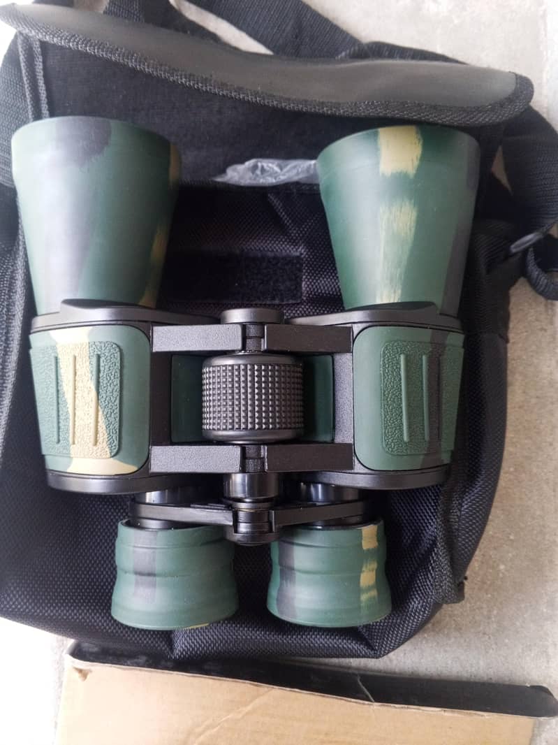 Binocular 0