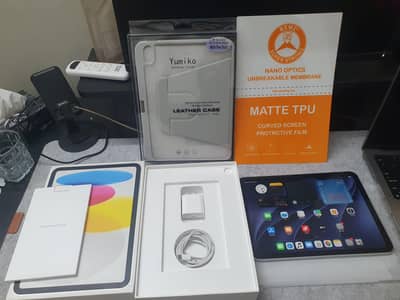 Apple iPad 11th Generation 128GB Silver 10/10 96% Complete Box
