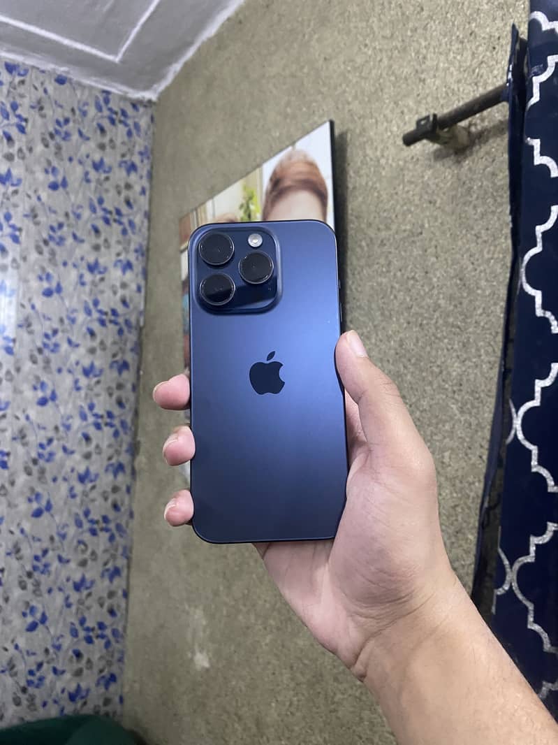 iPhone 15 pro 5