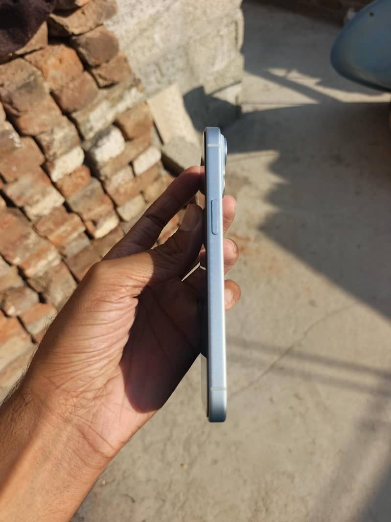 Apple iPhone 15 1