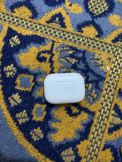 Apple airbuds 10 by 6 condition serious buyer