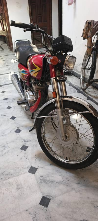 honda 125 brand new condition 03145489284 whatsapp