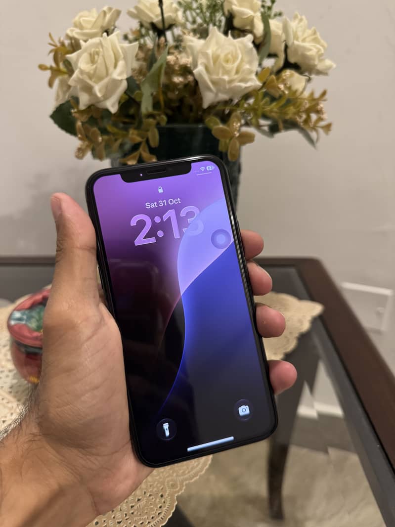 Apple iPhone 11 Pro 1