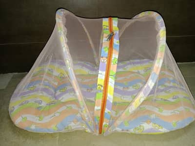 Baby sleeping bed