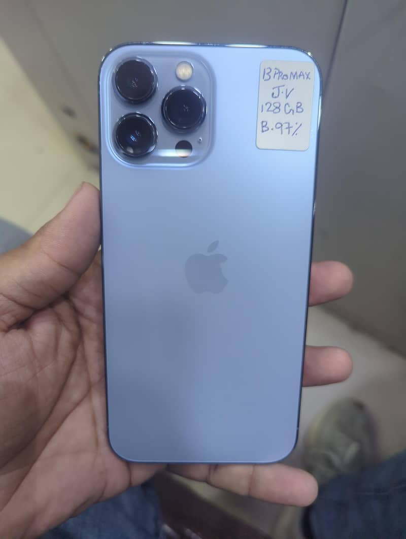 Apple iPhone 13 Pro Max 0