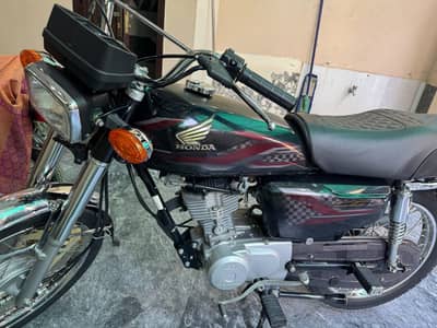 Honda CG125 2024