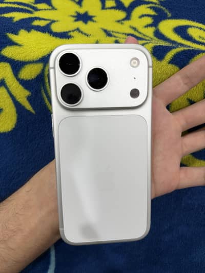 Apple iPhone 17 Pro JV with box