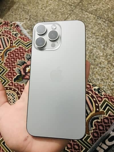 iPhone 15 pro max jv 256 lla