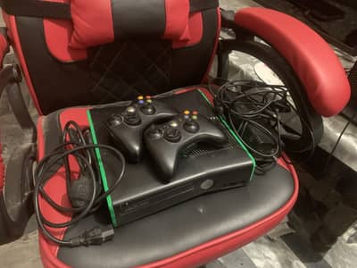 Xbox 360 Slim JTAG / RGH - 30+ Games (GTA V, RDR1, COD) + 2 Original C