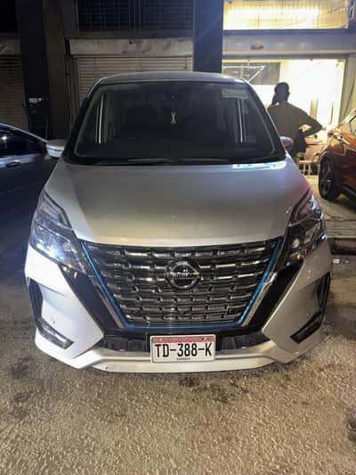 Nissan Serena 2019