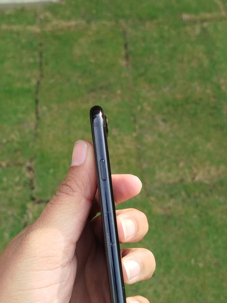 Apple iPhone 7 Plus PTA APPROVED 7