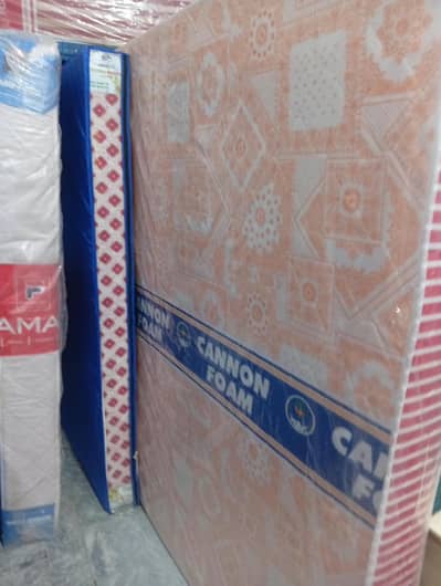 Double bed size mattress. king size mattress.
