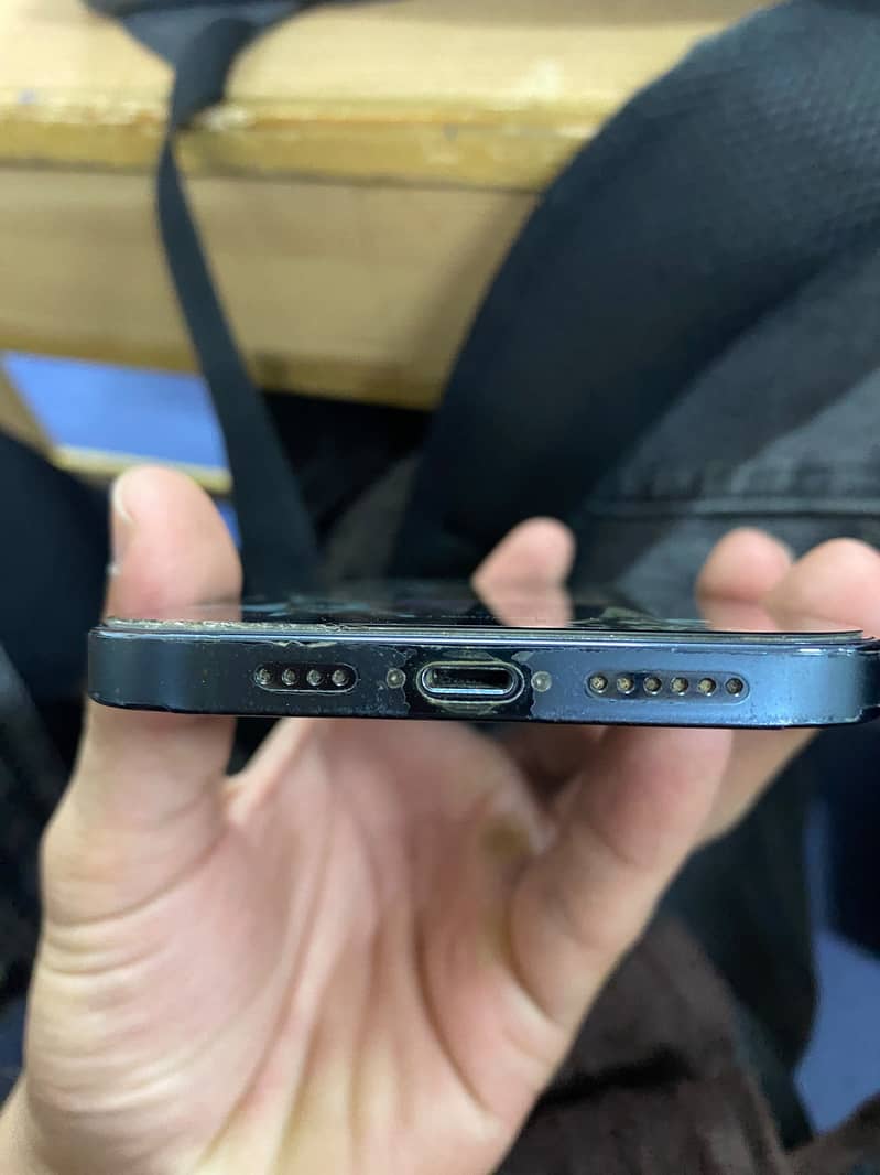 Apple iPhone 12 Pro Max 5