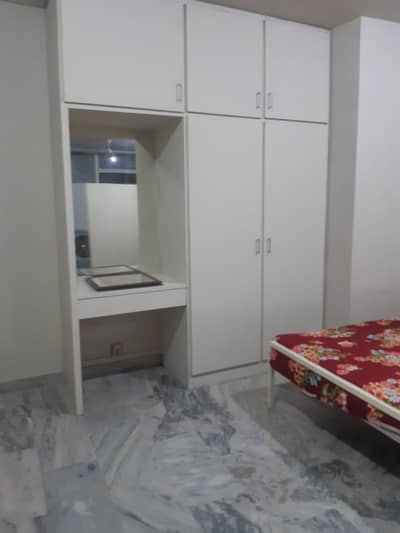 Furnished Bedroom Available For Rent in Upper Mall