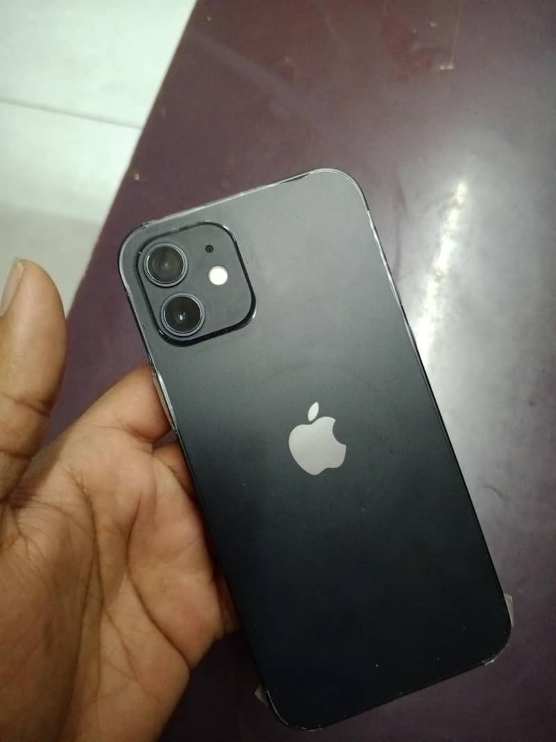 Apple iPhone 12 0