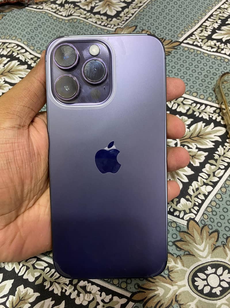 Apple iPhone 14 Pro Max 0