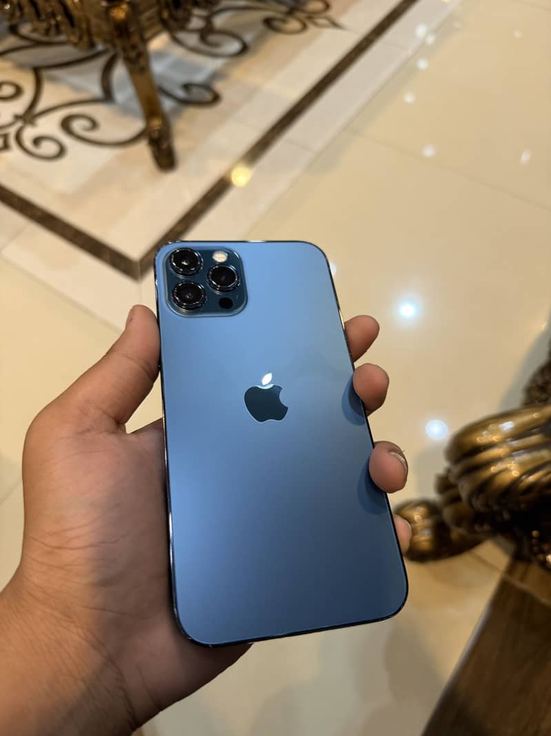 Apple iPhone 12 Pro Max 1