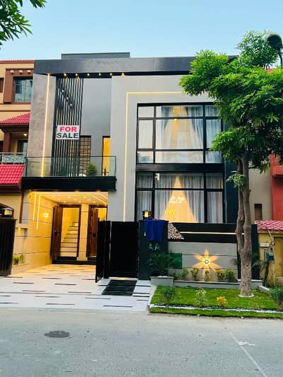 5 Marla Brand New Luxury House For Sale