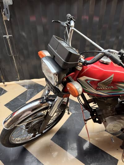 HONDA CG 125 2023 RED