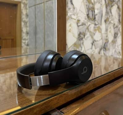 Original Apple beats solo 4 wireless - Matte black