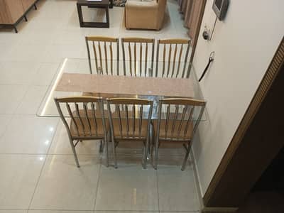 6 Seater dining table for sale