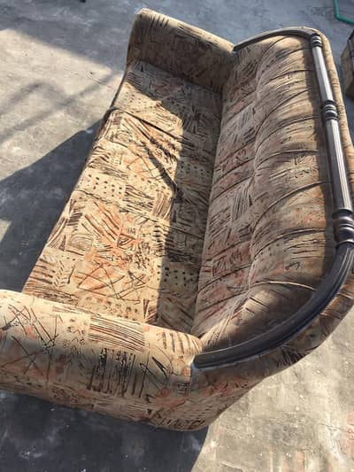 Comfortable Sofa Set