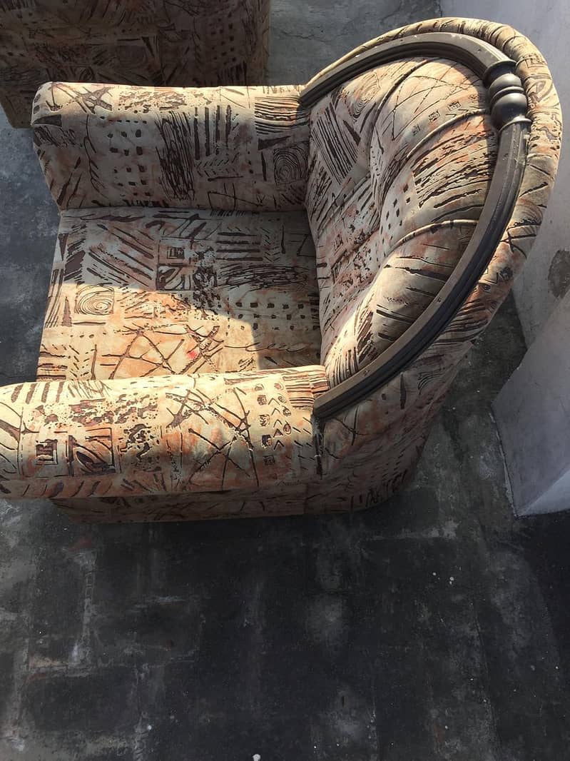 Comfortable Sofa Set 2