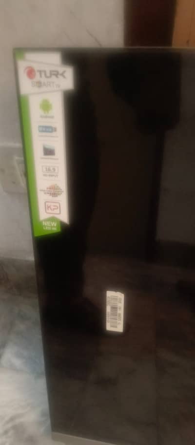 I'm selling my turk smart  frameless led tv