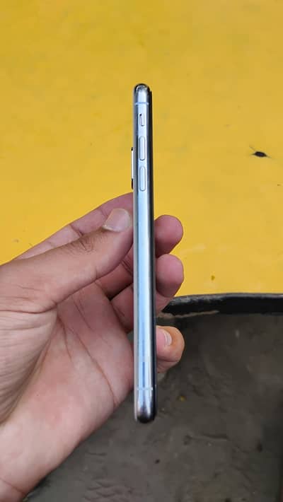 Apple iPhone X