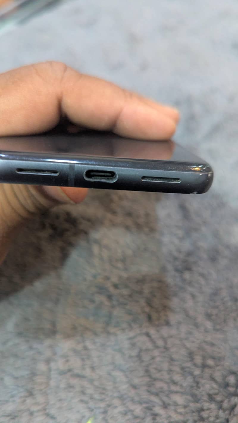 Google Pixel 8 6
