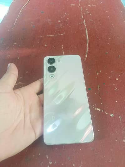 Vivo Y04