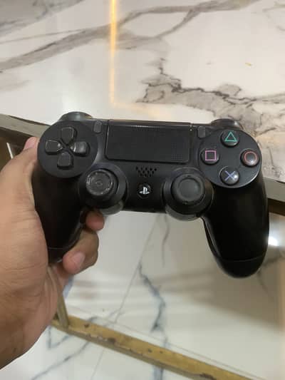 A used ps4 original controller for sale