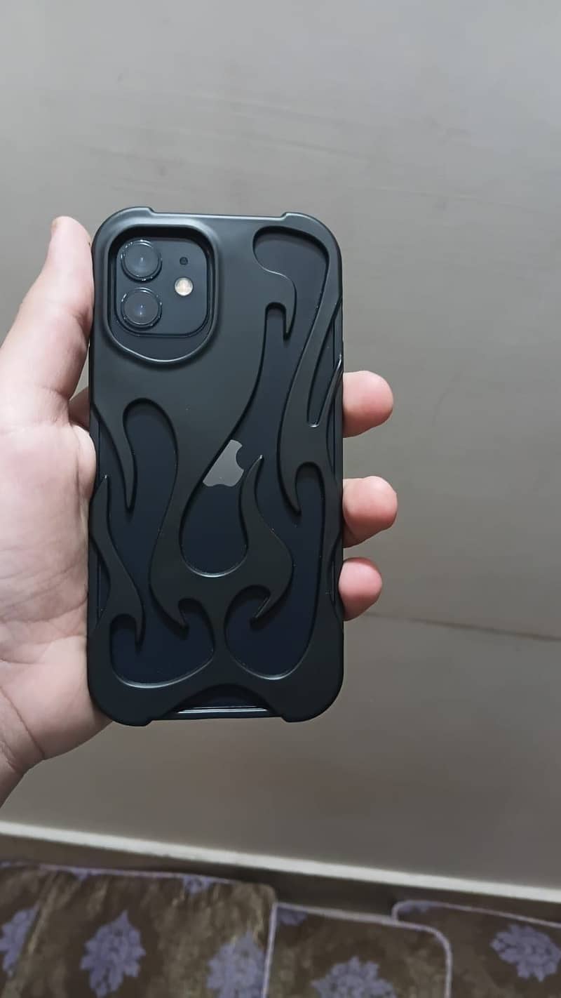 Apple iPhone 12 0